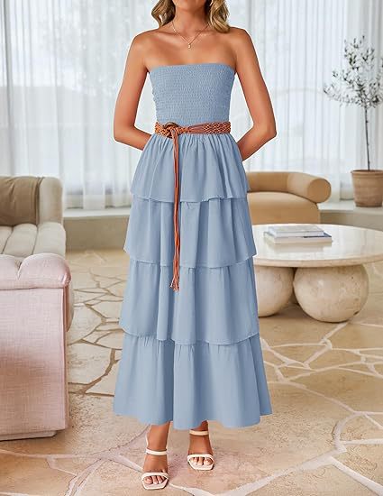 Robe maxi femme au design romantique en volants avec ceinture à la taille Chic und Stil