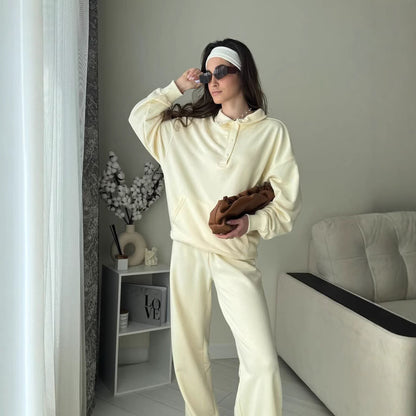 Dames Ensemble de sweat à capuche douillet avec pantalons élastiques et poches pratiques Mode Heidi