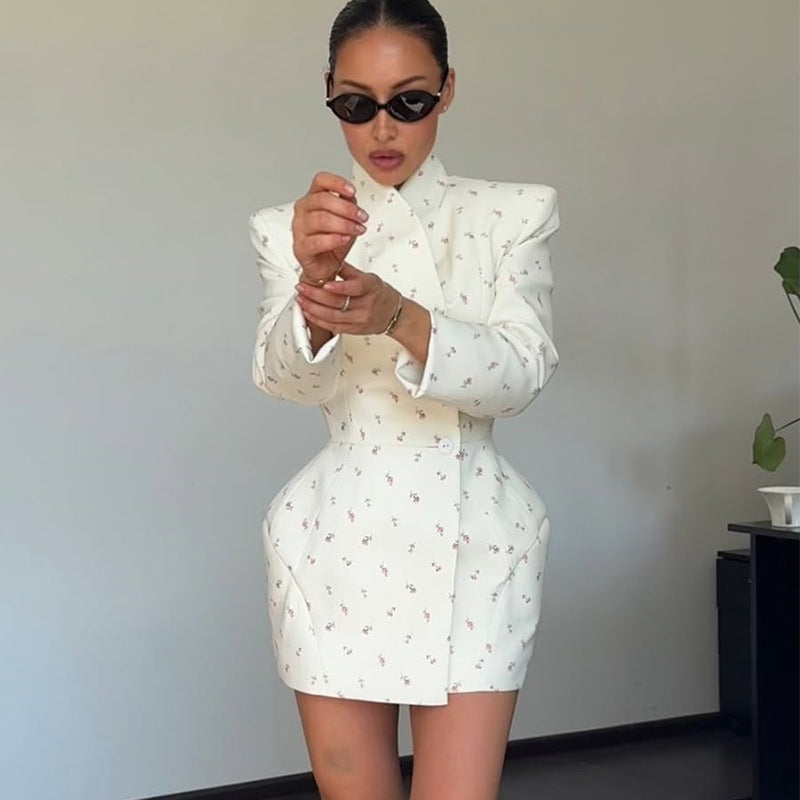 Dames élégant blazer robe avec accents floraux Chic und Stil