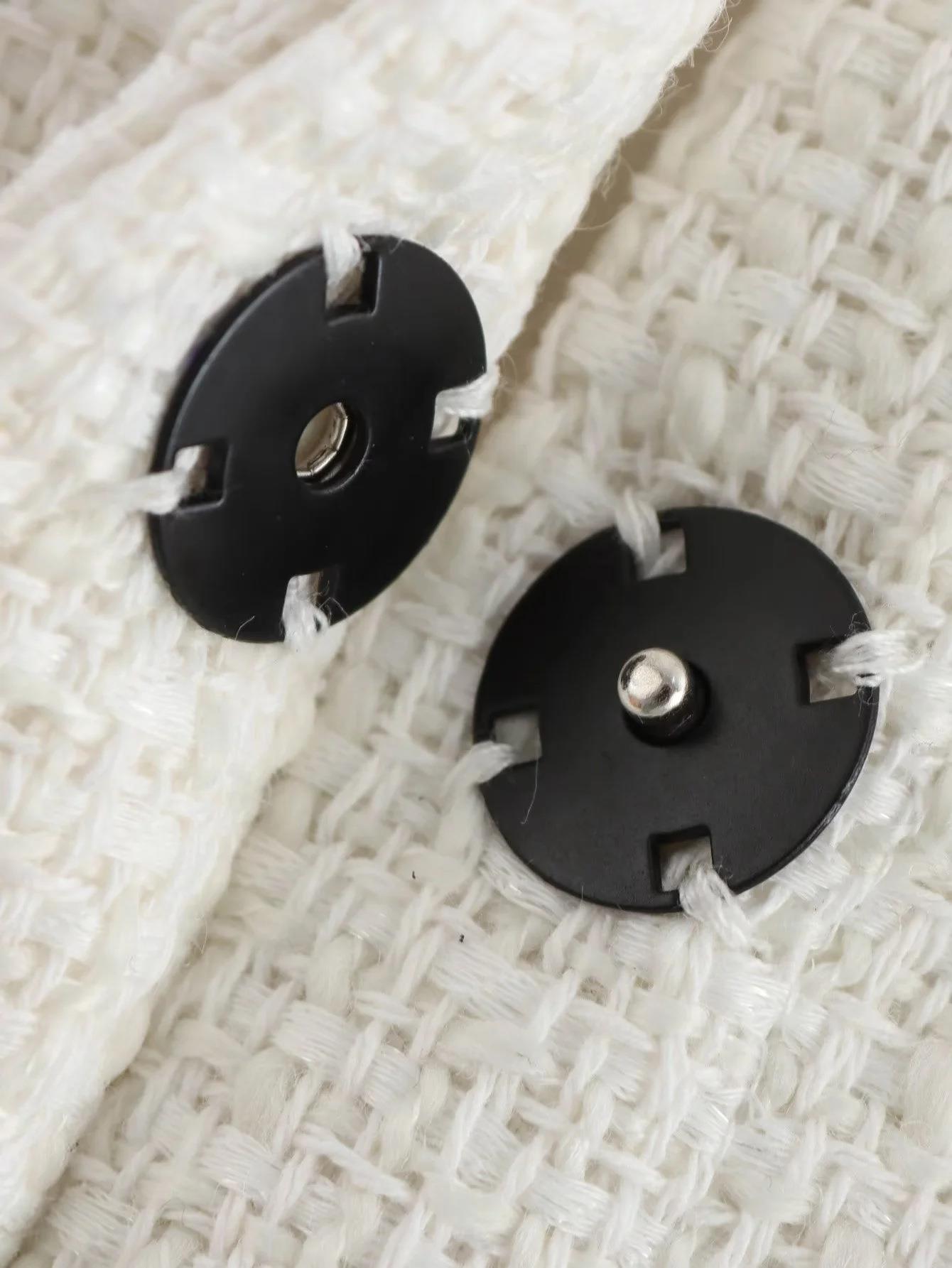 Elegant coat jacket for women in structured fabric Chic und Stil