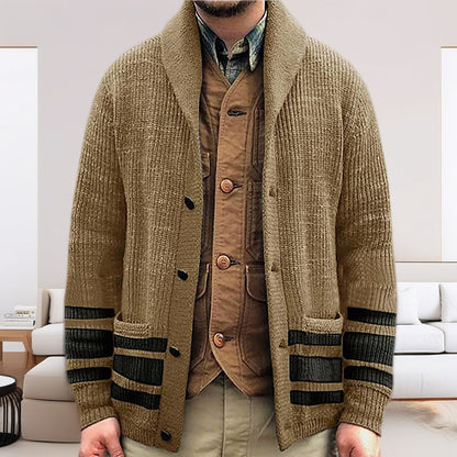 Cardigan en maille épaisse pour hommes avec des détails modernes et des poches pratiques Chic und Stil