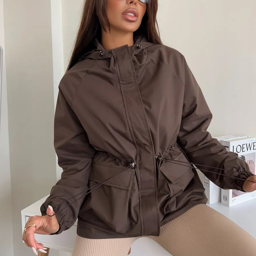 Ladies practical and stylish outdoor jacket with adjustable waist Chic and Style
