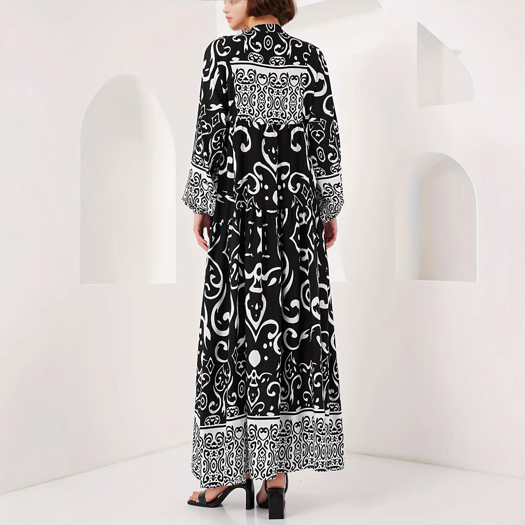Robe maxi pour dames avec impression à motif artistique Chic und Stil
