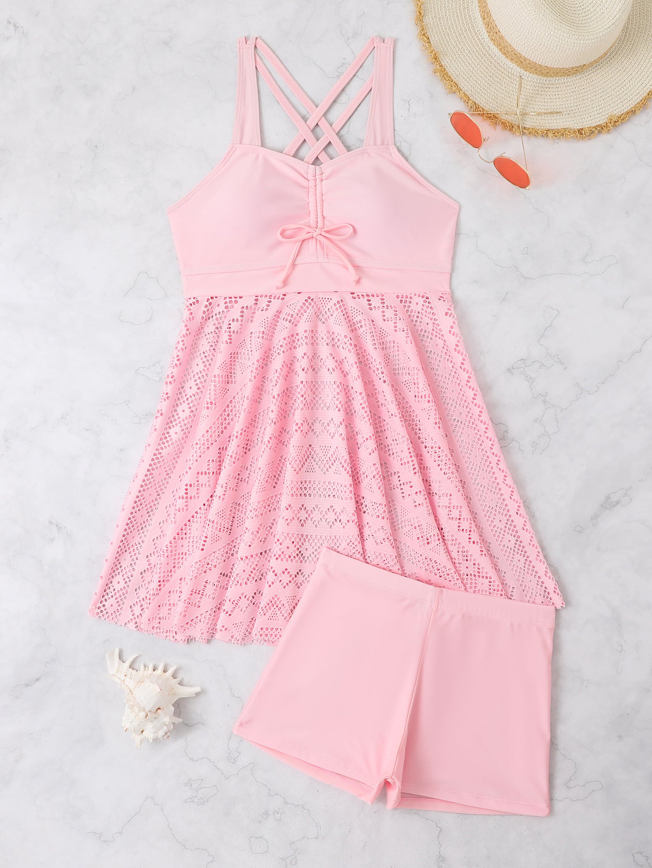 Robe de bain pour dames avec shorts intégrés et détails de bretelles raffinés Chic und Stil