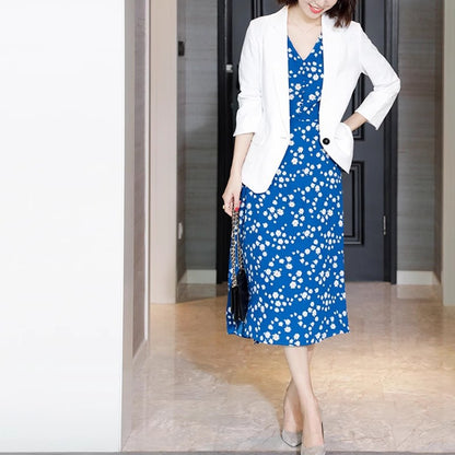Robe midi portefeuille florale pour femmes Chic und Stil