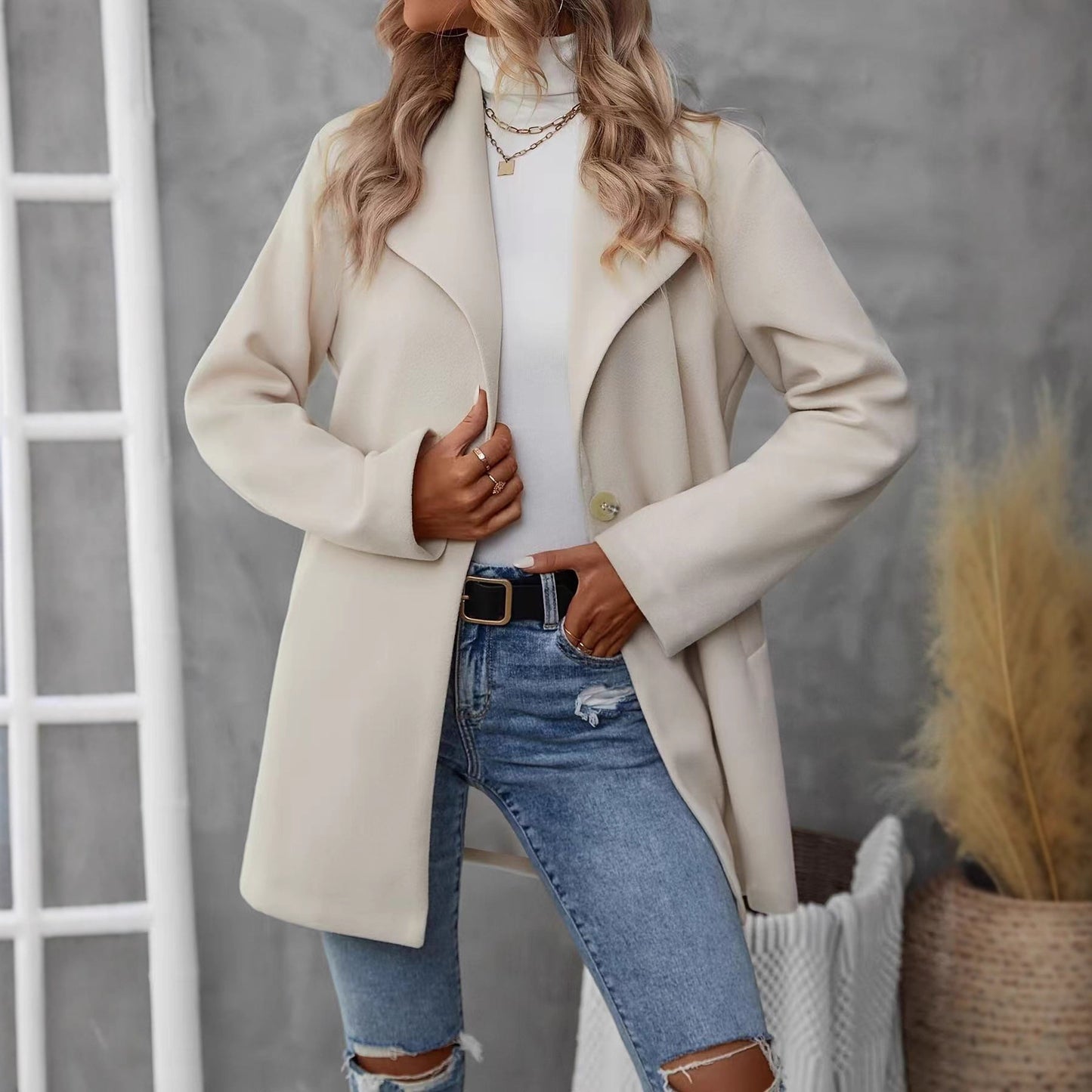 Dames élégant manteau court avec coupe minimaliste Chic und Stil