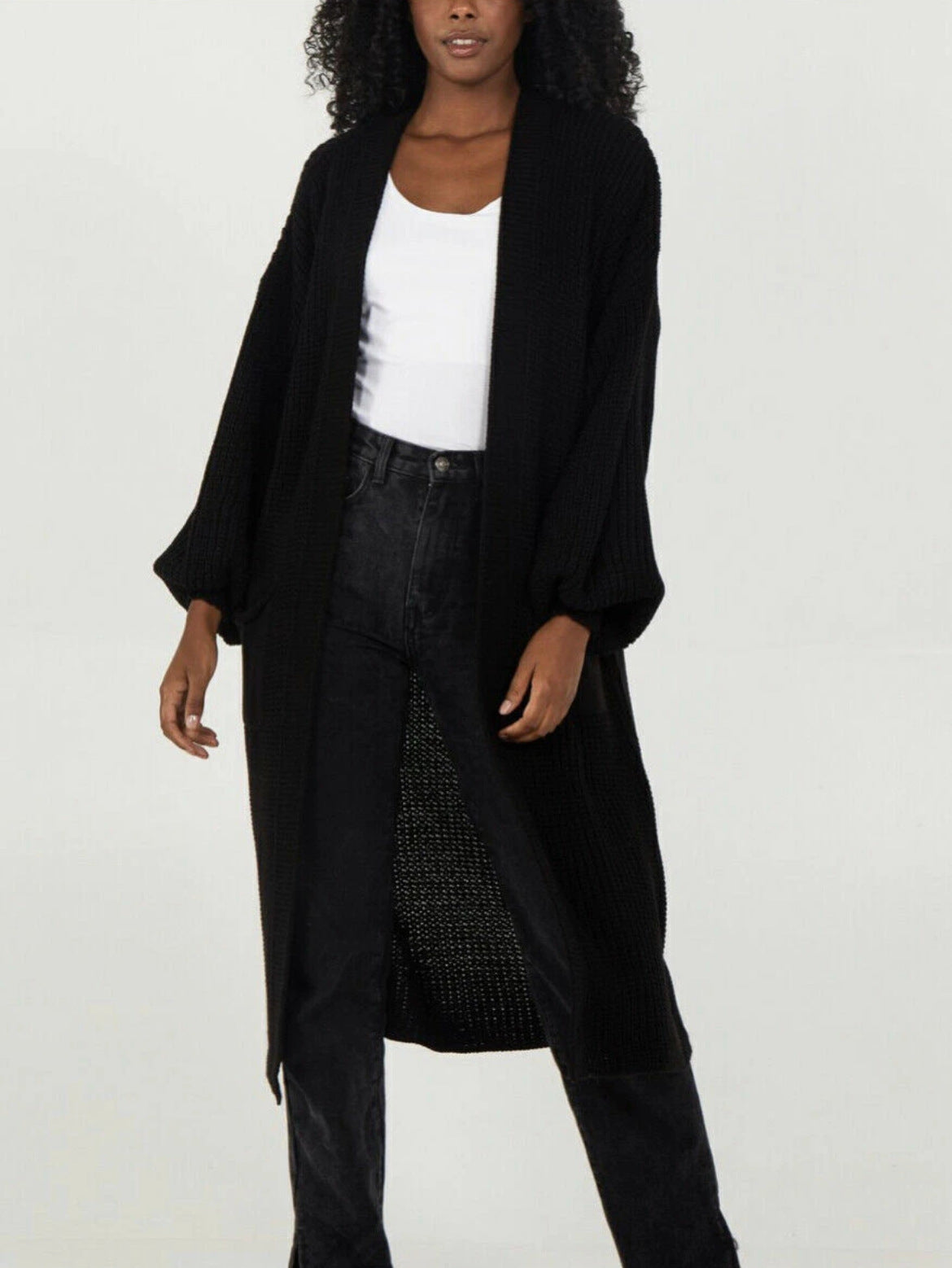 Dames Grand cardigan en tricot avec silhouette aérienne et manches volumineuses Chic und Stil