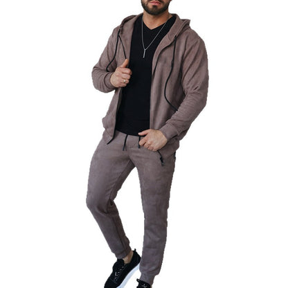 Costume de sport pour hommes avec capuche Chic und Stil