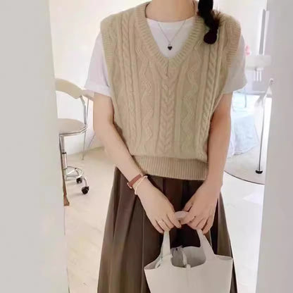 Dames gros tricot gilet avec décolleté en V et motif torsadé Chic und Stil