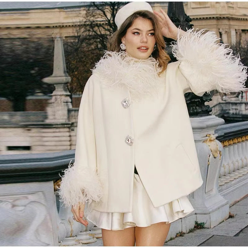 Dames Élégante Veste en Fourrure Artificielle avec Détails de Bouton Glamour Chic und Stil