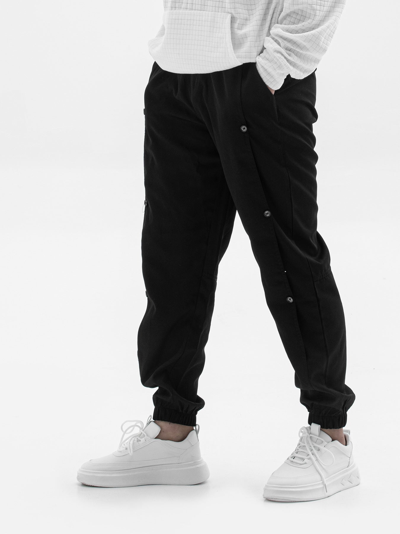 Men Stylish cargo pants with practical buttons and elastic waist Chic and Style
