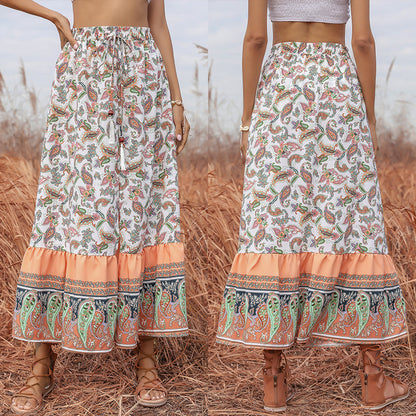 Jupe maxi fluide pour femmes avec imprimé paisley et ourlet volants Chic und Stil