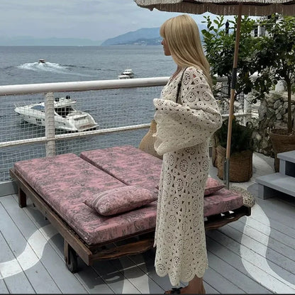 Robe de plage en crochet pour femmes avec des manches volantées et une coupe élégante Chic und Stil