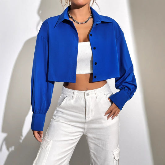 Vêtements pour femmes veste chemise cropped avec coupe décontractée et boutons élégants Chic und Stil