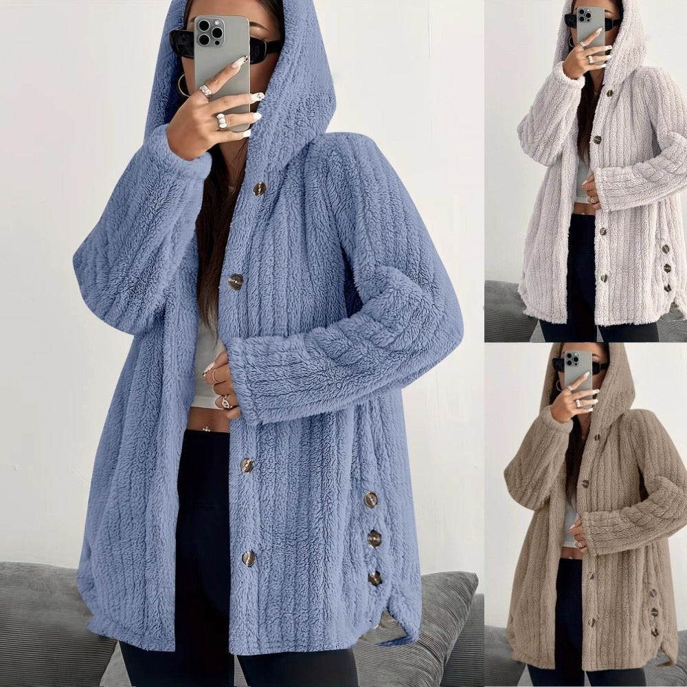 Dame veste longue douillette à manches longues avec capuche et liseré de boutons Chic und Stil