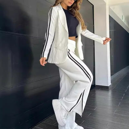 Dames Ensemble de loungewear élégant avec blazer ample et pantalon taille haute Chic und Stil