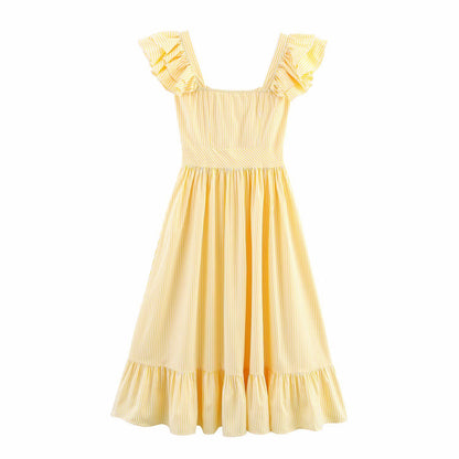 Robe maxi femme avec design volumineux en volants et fermeture à boutons Chic und Stil