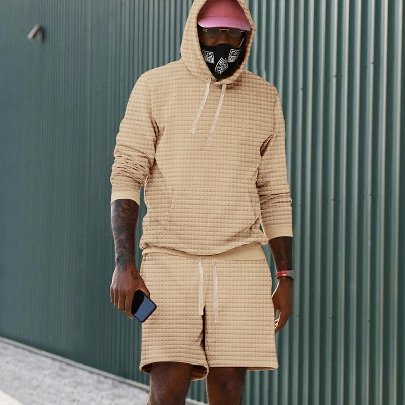 Casual men's set with structured hoodie and shorts Chic and Style