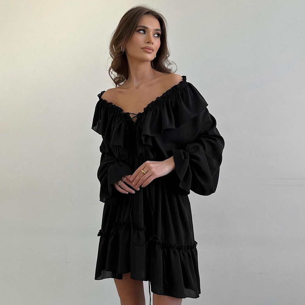 Robe à volants ludique pour femmes avec décolleté en V et manches bouffantes Chic und Stil