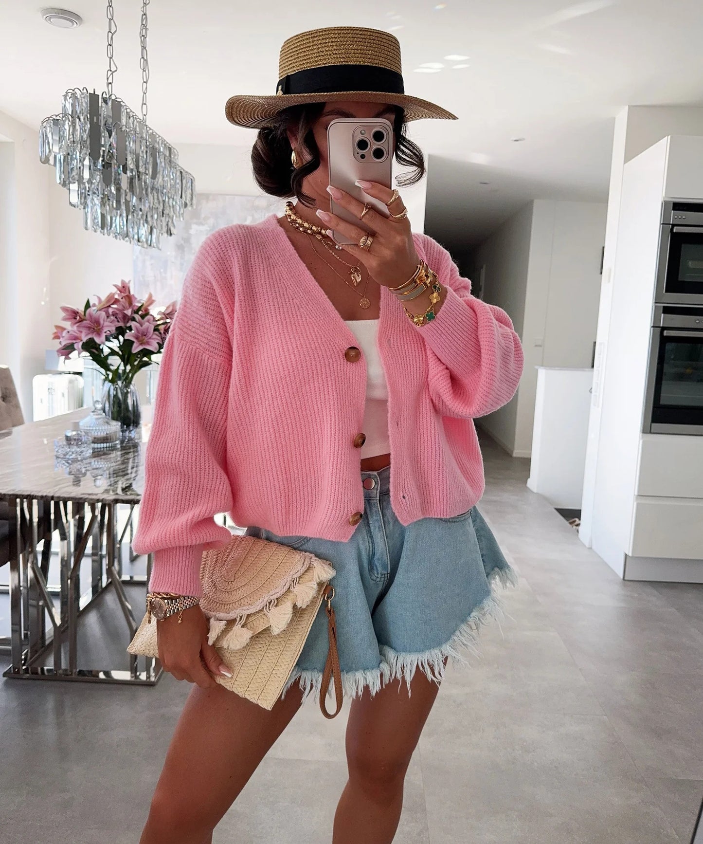 Dames cardigan avec des manches volumineuses et des boutons en bois de haute qualité Chic und Stil