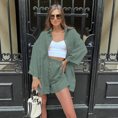 Dames Ensemble de chemise à manches courtes légères et shorts Chic und Stil