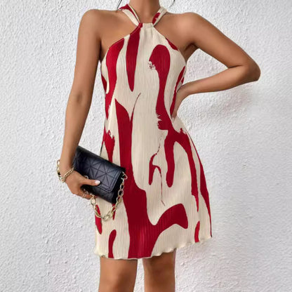 Robe courte mode pour femmes avec un design de dos nu raffiné Chic und Stil