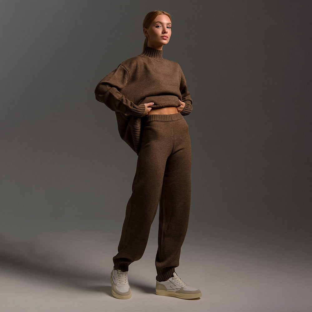 Women’s short sleeve sweater set and casual pants