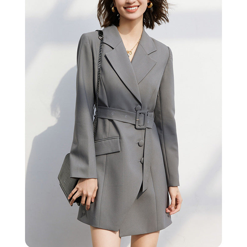 Robe blazer cintrée pour femmes Chic und Stil