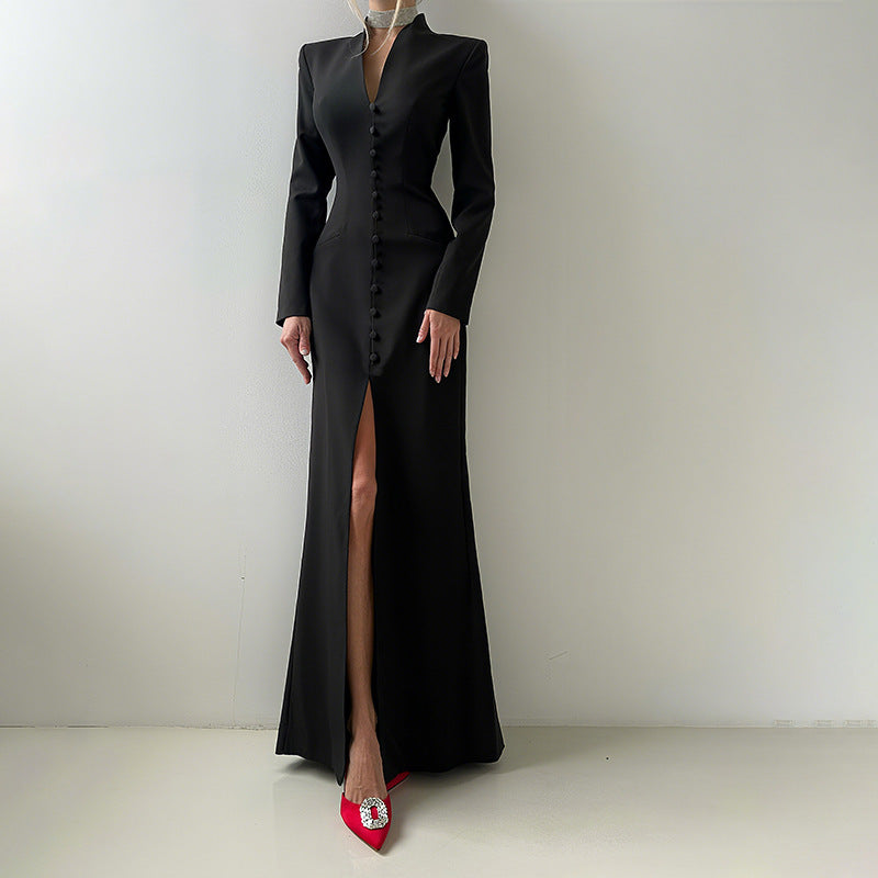 Robe maxi élégante pour femmes avec une coupe cintrée et des boutons Chic und Stil