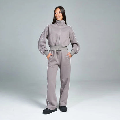 Dames Ensemble de sport lounge de haute qualité avec col montant Chic und Stil