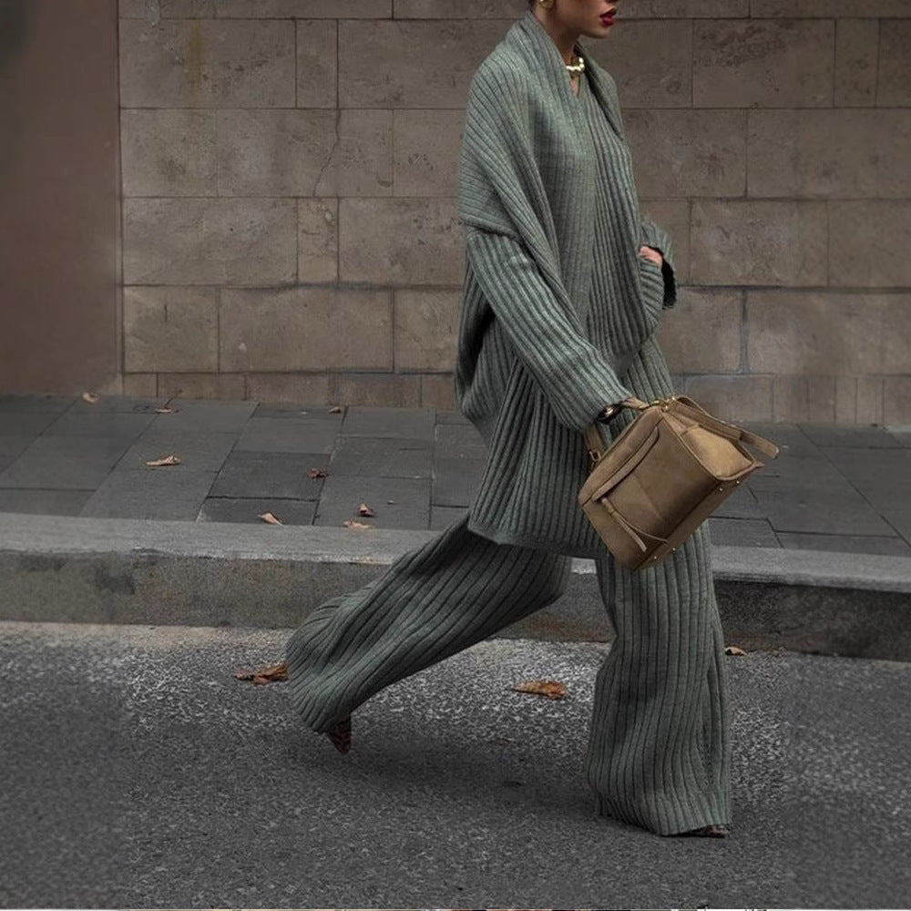 Complet en tricot pour femmes avec une coupe décontractée et moderne Chic und Stil