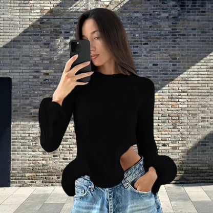 Dames haut tendance avec des détails de volants asymétriques et un design élégant Chic und Stil