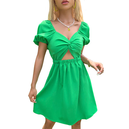Femme Cut-Out Twist Front Mini-Robe Chic und Stil