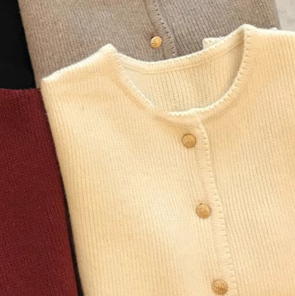 Dames Cardigan luxueux avec détails de boutons Chic und Stil