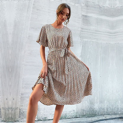 Robe midi A-ligne pour dames avec manches bouffantes et cordon à la taille Chic und Stil