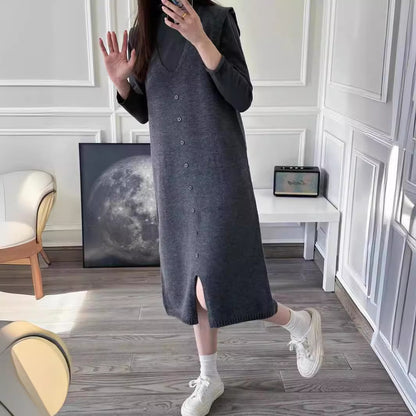 Robe en tricot mi-longue pour femmes avec boutonnière et décolleté en V Chic und Stil