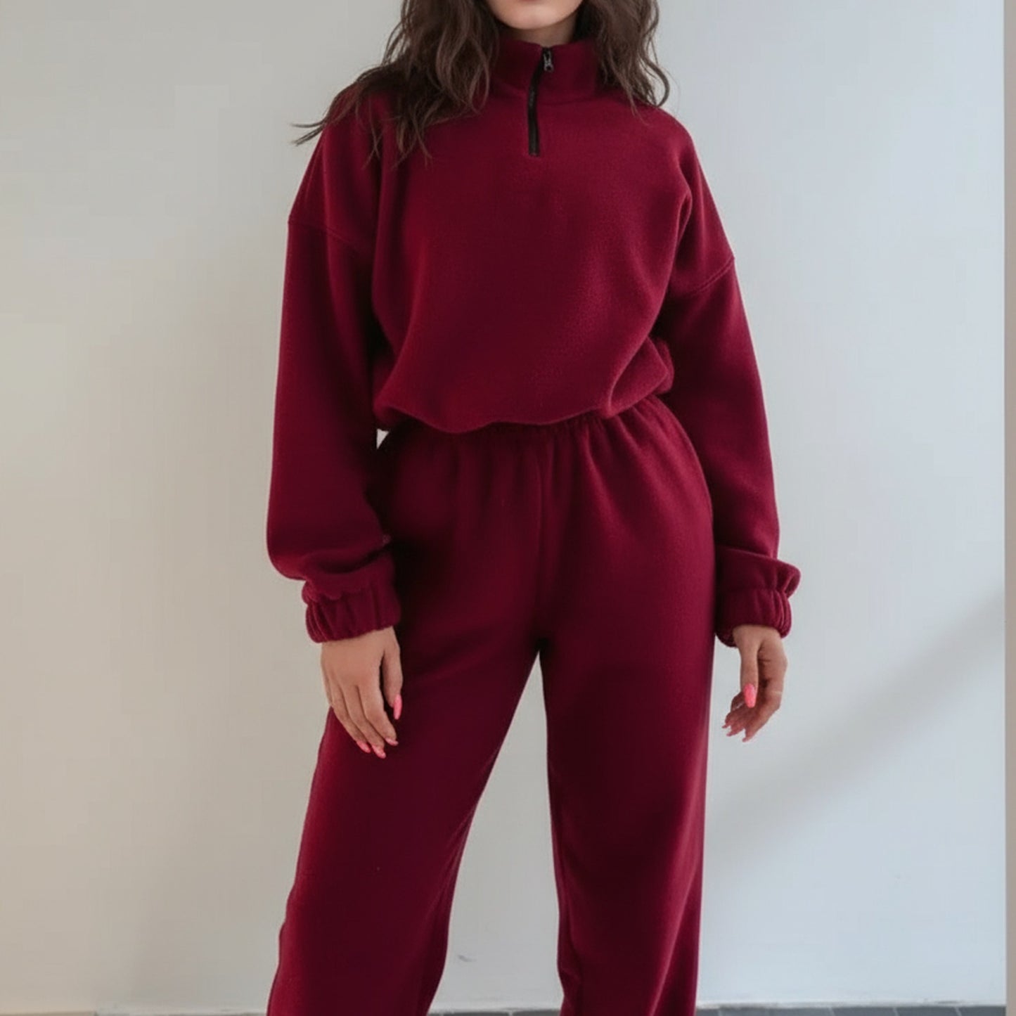 Leisure jumpsuit for women with cropped top and stretchy pants Chic and Style