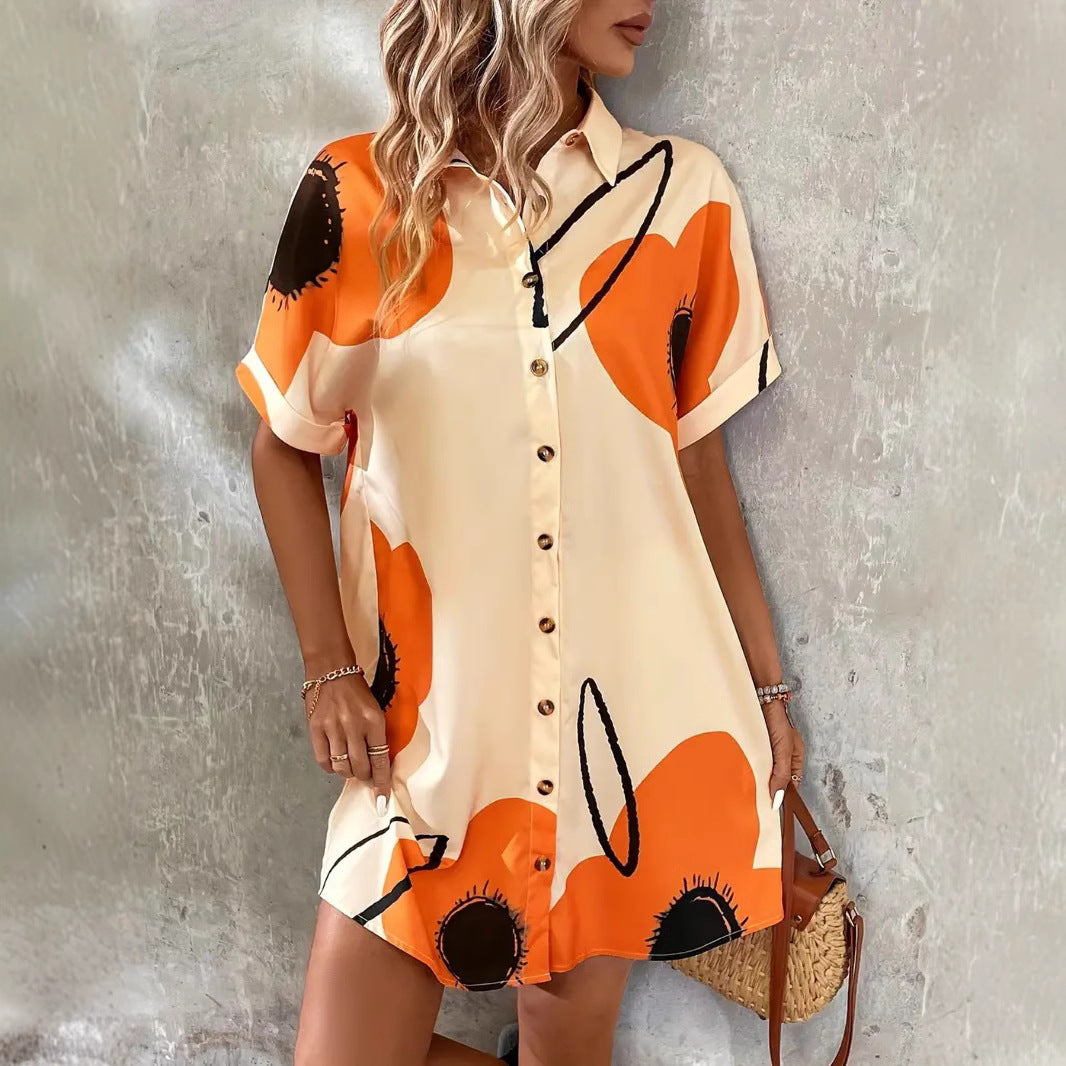 Robe chemise pour femmes avec des accents floraux et une coupe élégante Chic und Stil