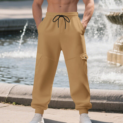 Men's cargo pants with elastic waistband and multiple pockets Chic and style