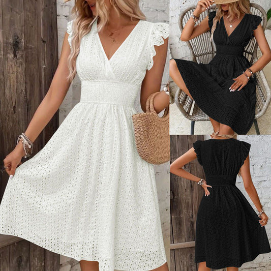 Robe portefeuille pour femmes avec des détails en volants et une coupe flatteuse pour la silhouette Chic und Stil