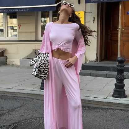 Women's loungewear set with a loose top and wide pants Chic and Style