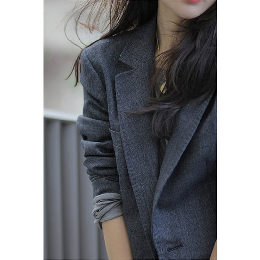 Veste en laine sur mesure pour femmes avec coupe structurée Chic und Stil