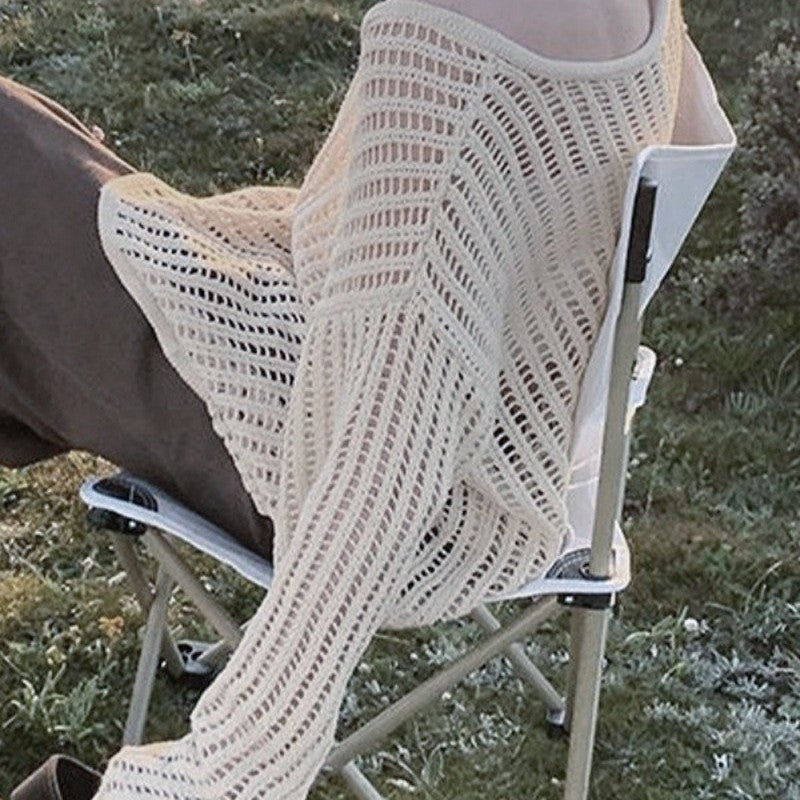 Pull en tricot léger pour femmes avec une coupe ample et un motif en dentelle discret Chic und Stil