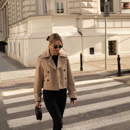 Chic and Style double-breasted short trench coat for women