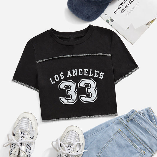 T-shirt pour femmes cropped avec impression graphique sportive Chic und Stil