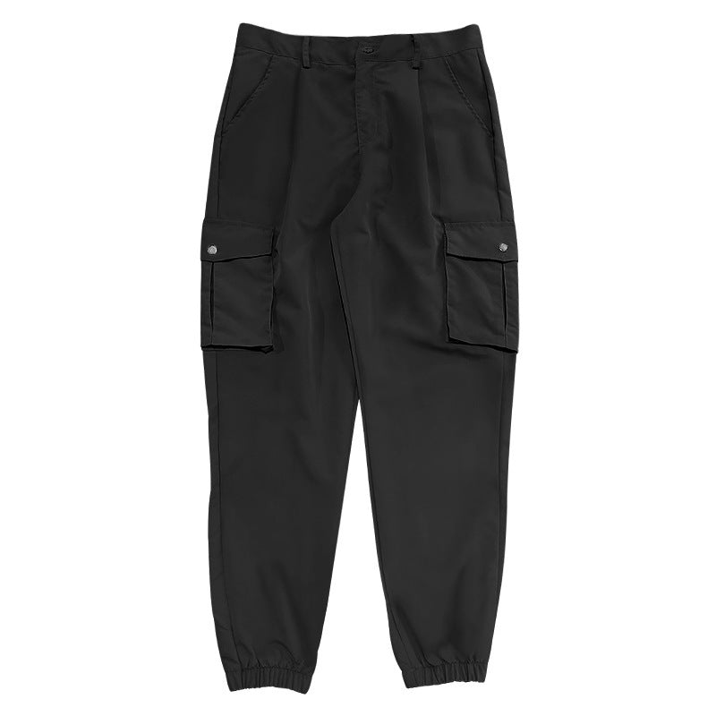Casual cargo pants for men with elastic waistband and practical pockets Chic und Stil