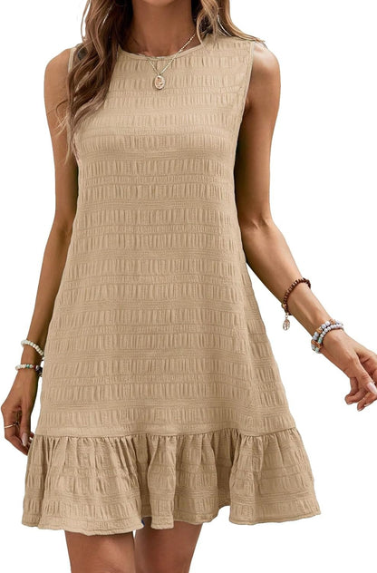 Robe d'été pour femmes avec finition volants et surface texturée Chic und Stil