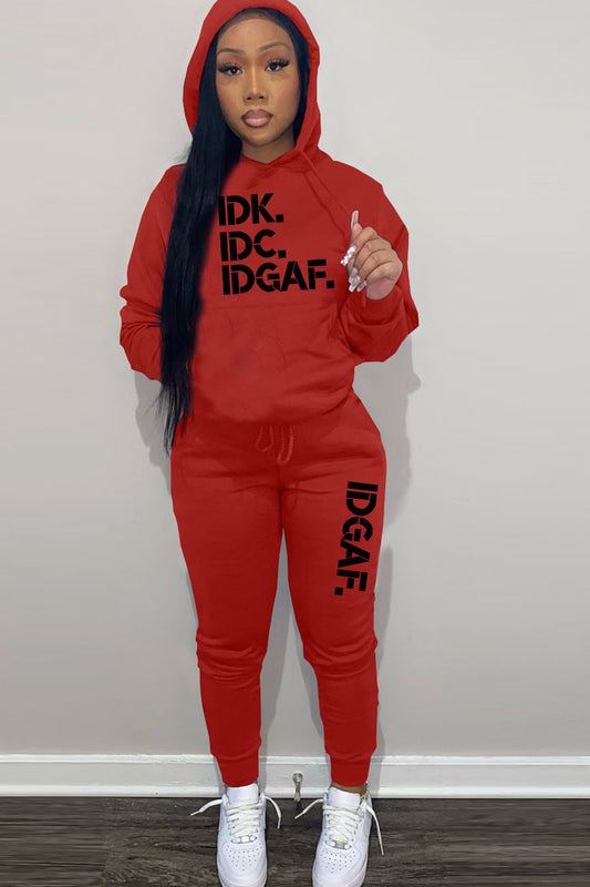 Hoodie and jogger pants set for women with an impressive slogan design Chic and Style