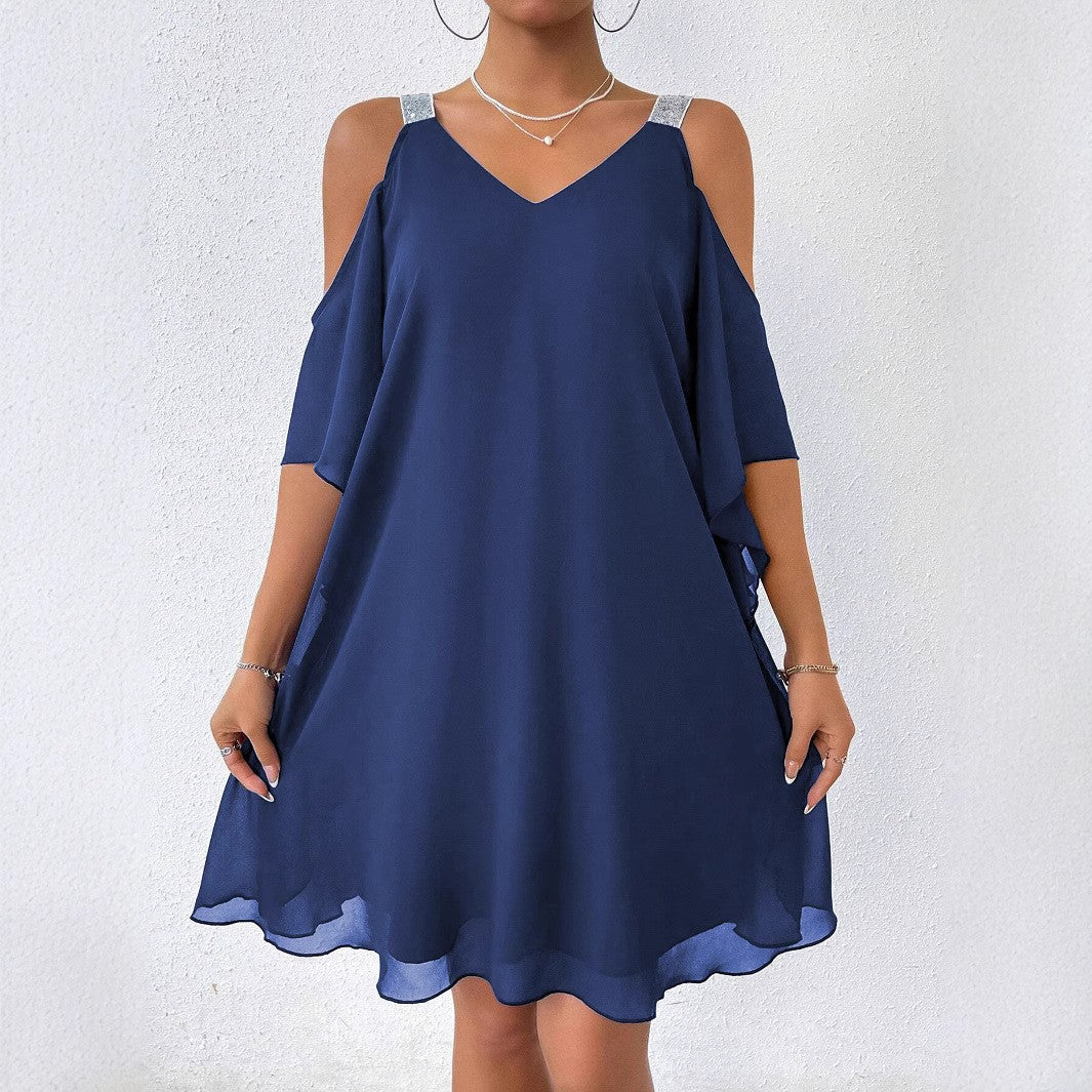Robe décalée à col en V à épaules dénudées Chic und Stil
