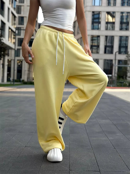 Ladies comfortable wide-leg sweatpants Chic and Style